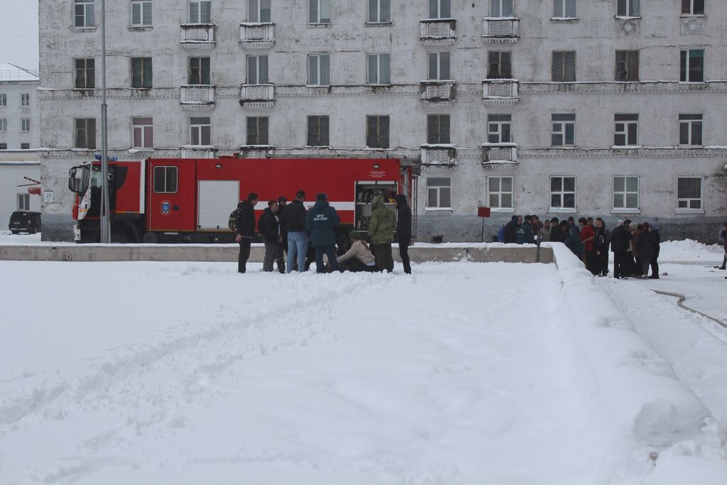 Приемная комиссия в колледж Норильск. Колледж в Норильске после 9 класса на медицинской. Медицинский колледж Норильск. Фото политехнического колледжа Норильск.